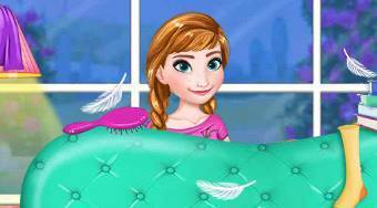 Elsa Royal PJ Party